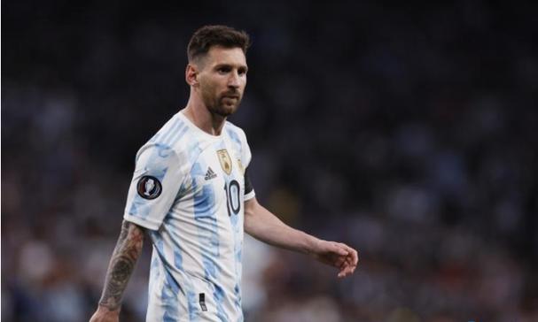 盒马创始人侯毅创办的派特鲜生多家门店关闭，首店开业仅9个月，客服：后续将全关